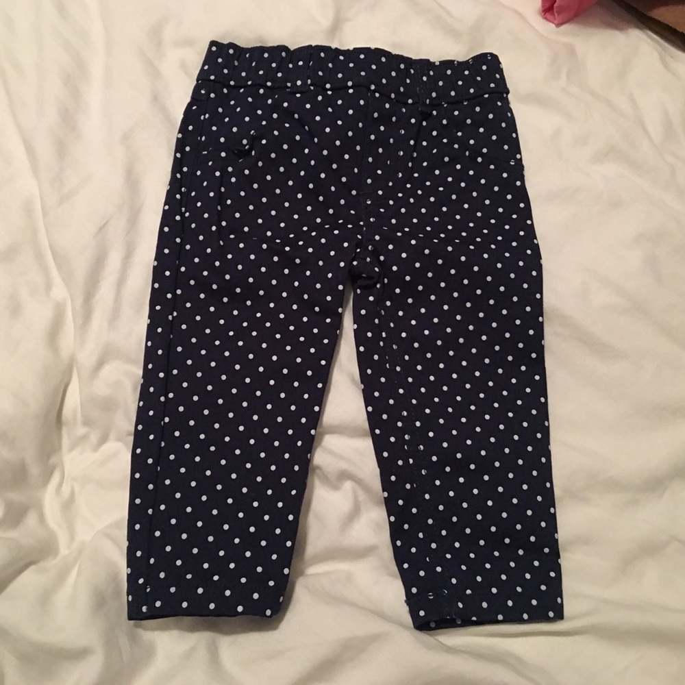 Carter’s navy polka dot pants. EUC 12 months.
